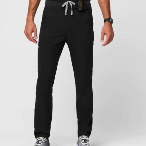 FIGS Axim Cargo Scrub Pants In Black Size XL/T - Picture 1 of 8